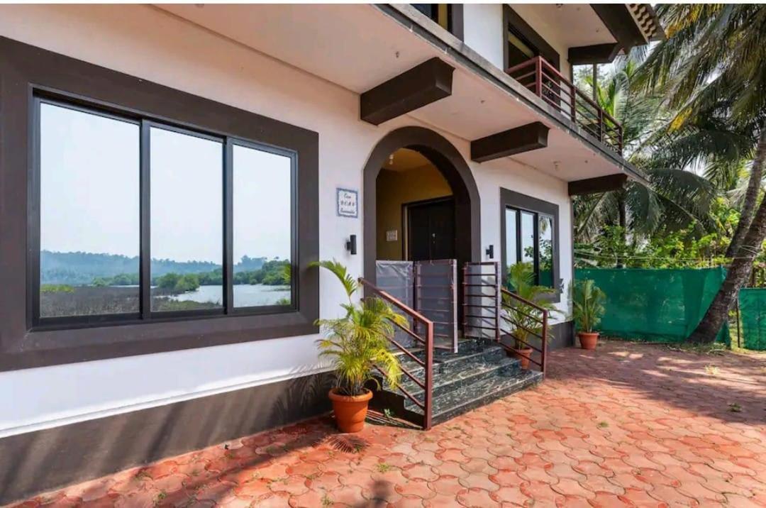 Casa Dcm And Esmeralda - Villa'S And Lake View Rooms In Bambolim With Swimming Pool Acces Екстер'єр фото