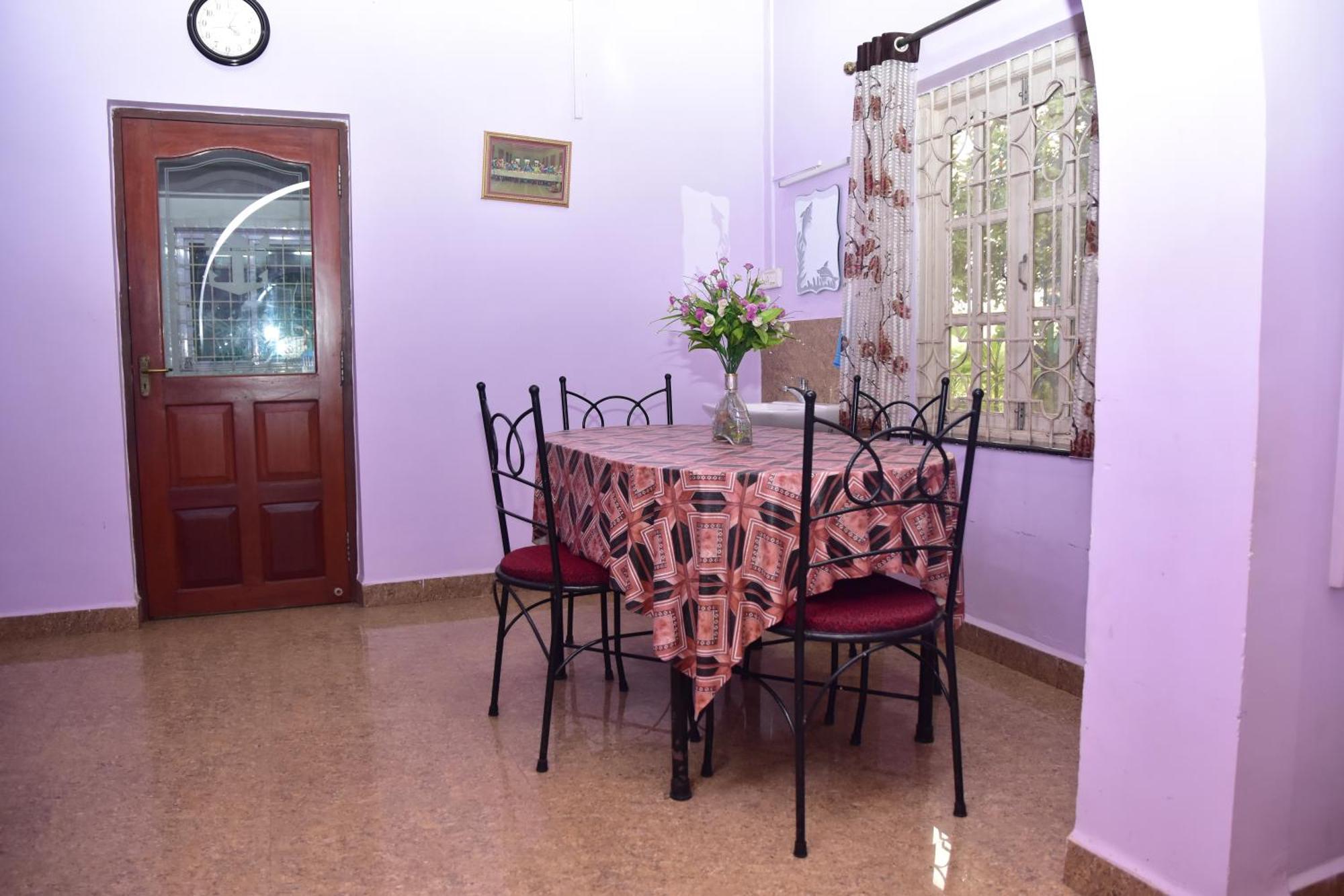Casa Dcm And Esmeralda - Villa'S And Lake View Rooms In Bambolim With Swimming Pool Acces Екстер'єр фото